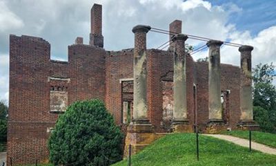 Private Charlottesville Area Wine Tour