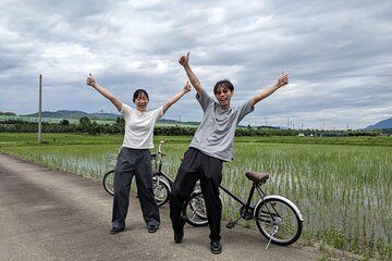 Explore Hidden Japan: Obuse Bike Tour & Orchard Picnic
