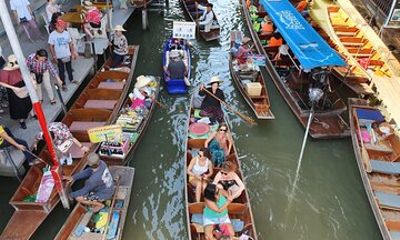 Damnoen Saduak Floating Market and Kho Yao Cave Tour