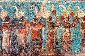 Bonampak and Yaxchilán: The Echo of the Ancients in the Living Forest