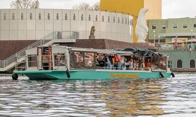 Groningen: 2 Hour Party Booze Cruise with Unlimited Drinks