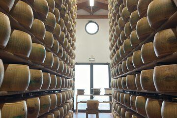 Parmesan, Balsamic & Ferrari with Afternoon Bologna Walking Tour