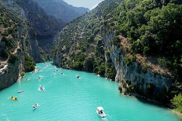 Gorges du Verdon and perched villages from Manosque.