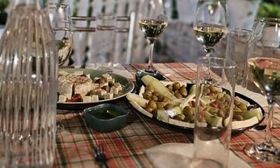 Bazaar Terrace Wine Tasting in Gjirokastër
