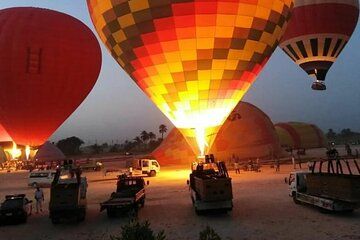 Sunrise Hot Air Balloons Over Luxor with Transfer