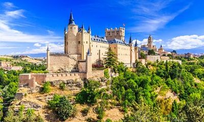 Combo Segovia Alcazar Castle and Tower of Juan II Entry Ticket