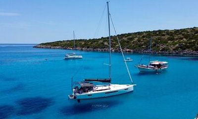 Luxury Sailing Cruise in Agios Nikolaos: Half-Day & Full-Day Trip
