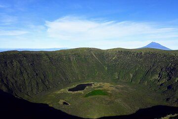 Exploring Faial Full Day 4WD Tour
