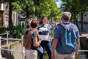 Discover Delft on Guided Hiking Tour