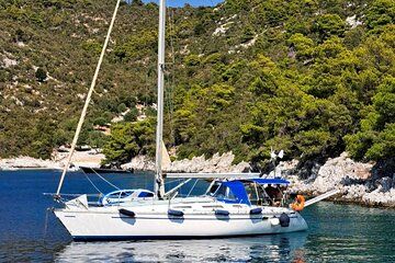 All Inclusive Daily Sailing with BBQ on Board