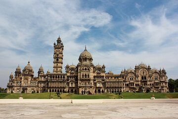 Vadodara to Ahmedabad: Vibrant Cities of Gujarat Tour
