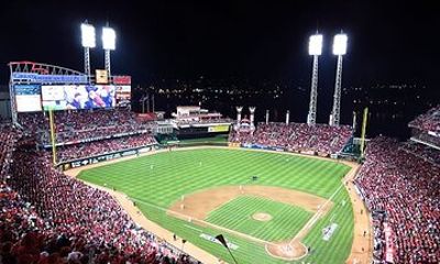 Cincinnati Reds Baseball Game at Great American Ballpark