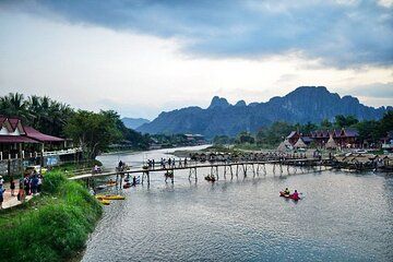 Vang Vieng Longtail boat, Paragliding, Hotel pick-up