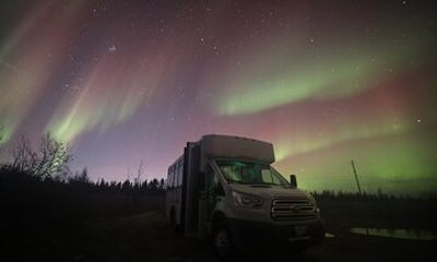 Yellowknife Aurora Hunting by Small Group + Photography Services