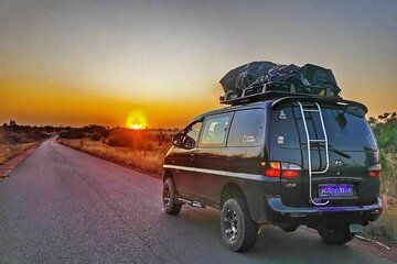 Full-Day Car Transfer: Antananarivo to Morondava