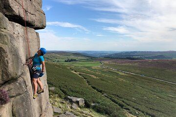 Peak District Improver Climbing