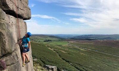 Peak District Improver Climbing