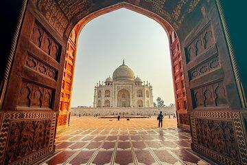 Taj Mahal & Agra day tour by Superfast Train From Delhi