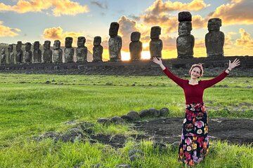 Sunrise in Tongariki