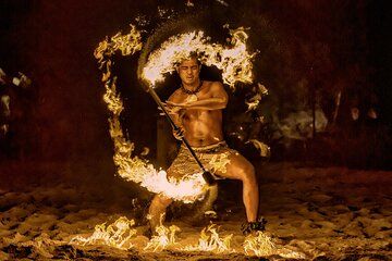 Experience Beachfront Dinner with Traditional Chamoru Performance