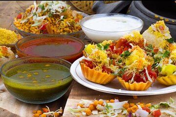 Delhi Sightseeing with Shopping Food Walk Culture and Crafts