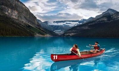 Moraine Lake, Lake Louise Tour with Banff Town Visit