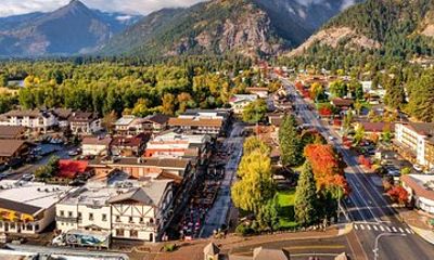 German Culture on a 3 Day Leavenworth Tour with Shopping
