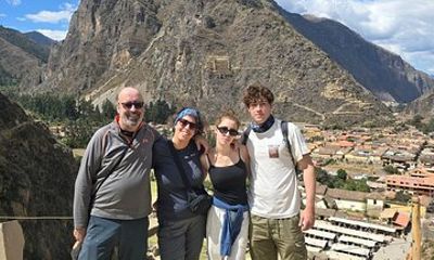 Sacred Valley Tour with Maras Moray and Lunch.