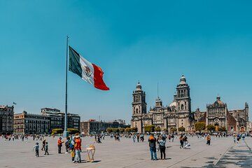 Private Tour of the Zocalo and Historic Center in Mexico