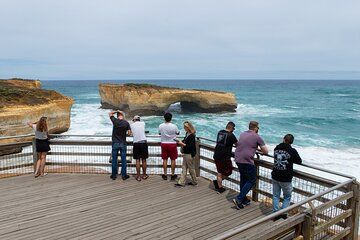 Great Ocean Road Must-See Extended Tour – 12 Apostles & Beyond