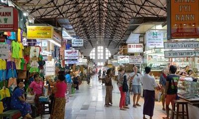 Yangon Private Tour – Buddha, Market & Shwedagon Sunset