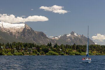 Sailing boat ride on Lake Nahuel Huapi in Bariloche