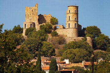 Saint-Tropez to Port Grimaud and Grimaud Village Private Tour