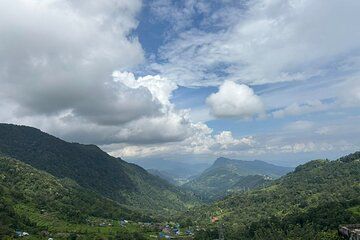 Scenic Hike to Australian Base Camp