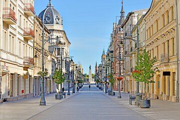 Lodz Old Town Manufaktura Highlights Private Walking Tour