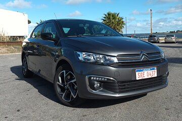 Private Transfer from Carrasco Airport to Montevideo