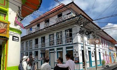 Tour through the Coffee Axis 3 towns Filandia Pijao and Buenavista