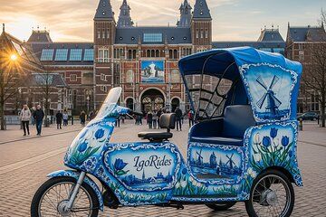 Delft Blue Rickshaw City Tour – Amsterdam