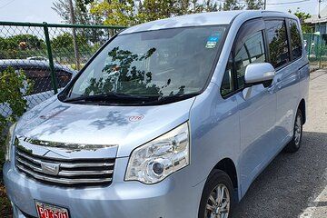 Private Kingston Airport (KIN) Transfer for Kingston Hotels