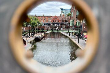 Photography Walking Tour in Birmingham