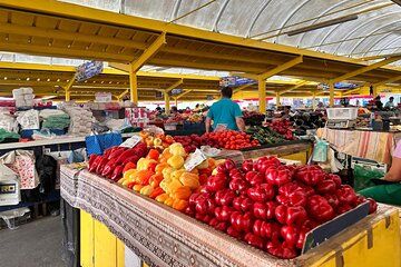 Brasov Bites and Sights Guided Food Tour