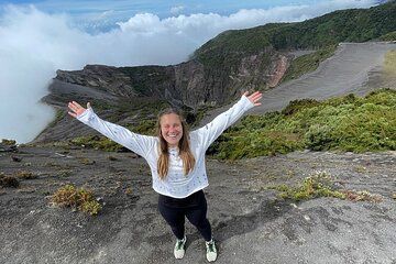 2 in 1 Volcano Combo Tour Irazu Crater Turrialba Eruption Area