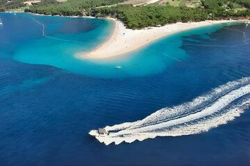 Makarska: 3-Island Golden Horn and Blue Lagoon Speedboat Tour