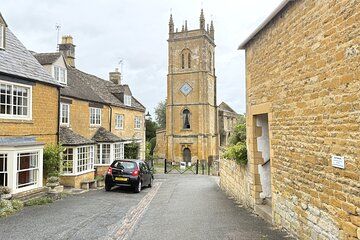 Father Brown Walking Tour in Blockley