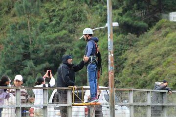 Swing Jump Similar to Bungee Jumping