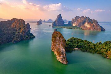 Phuket Private Tour: Temples, Views & Coastal Gems