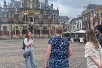 Delft in a Day: Private Tour with Royal Delft, Churches & Lunch