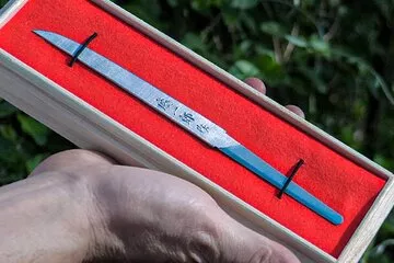 Experience of Making Knives and Small Knives by a Swordsmith