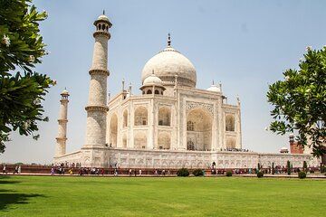 Skip The Line Taj Mahal and Agra Fort Guided Tour