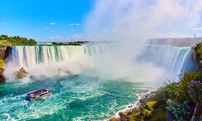 Niagara Falls Private Day Tour with Hornblower Cruise from GTA